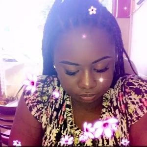 Meet your Posher, Beverly